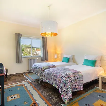 Whome | Exclusive & Private 4-bed Family Holiday Casa de Férias