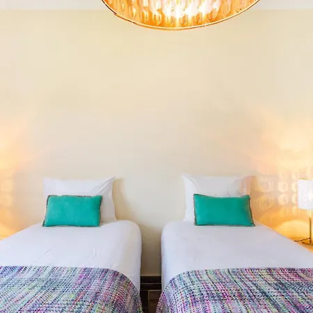 Casa de Férias Whome | Exclusive & Private 4-bed Family Holiday
