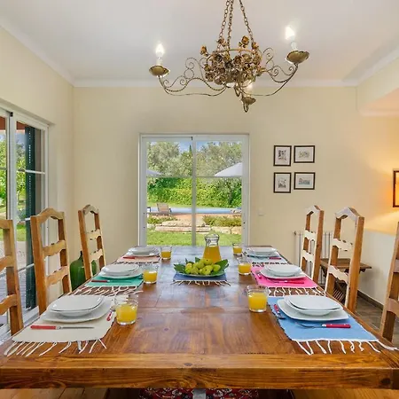 Whome | Exclusive & Private 4-bed Family Holiday Casa de Férias Corotelo